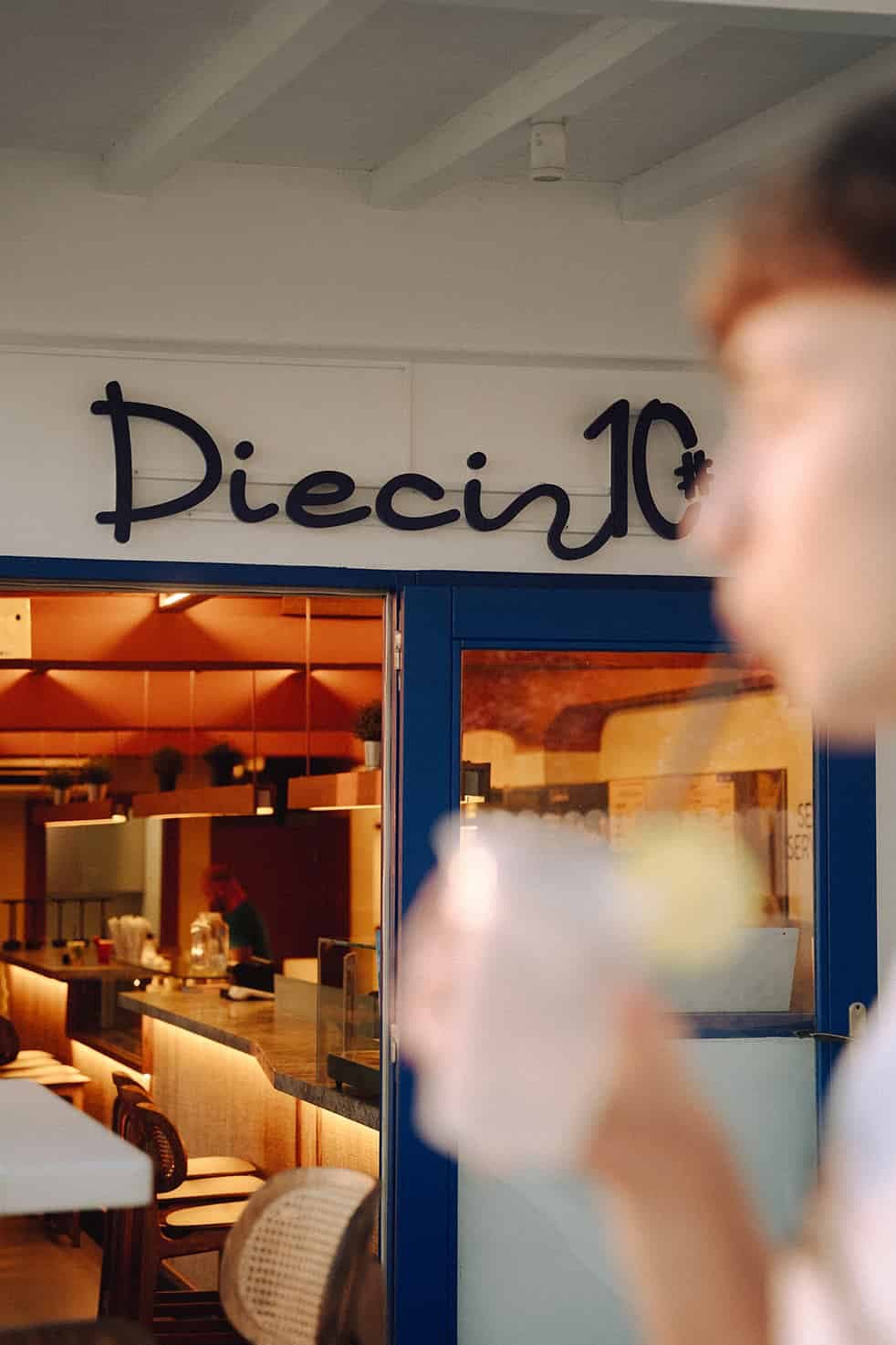 Restaurant Ambiance